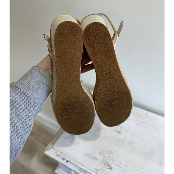 Cole Haan Women's Arden Platform Wedge Sandal Ivory, Size 9 - Picture 7 of 8